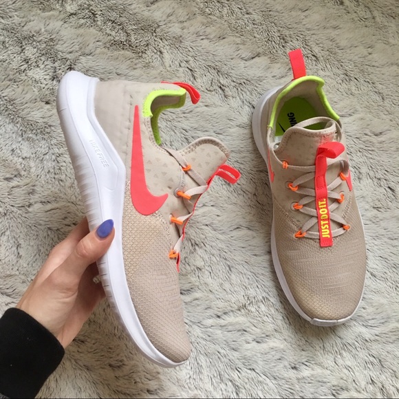 nike free tr v8 women's